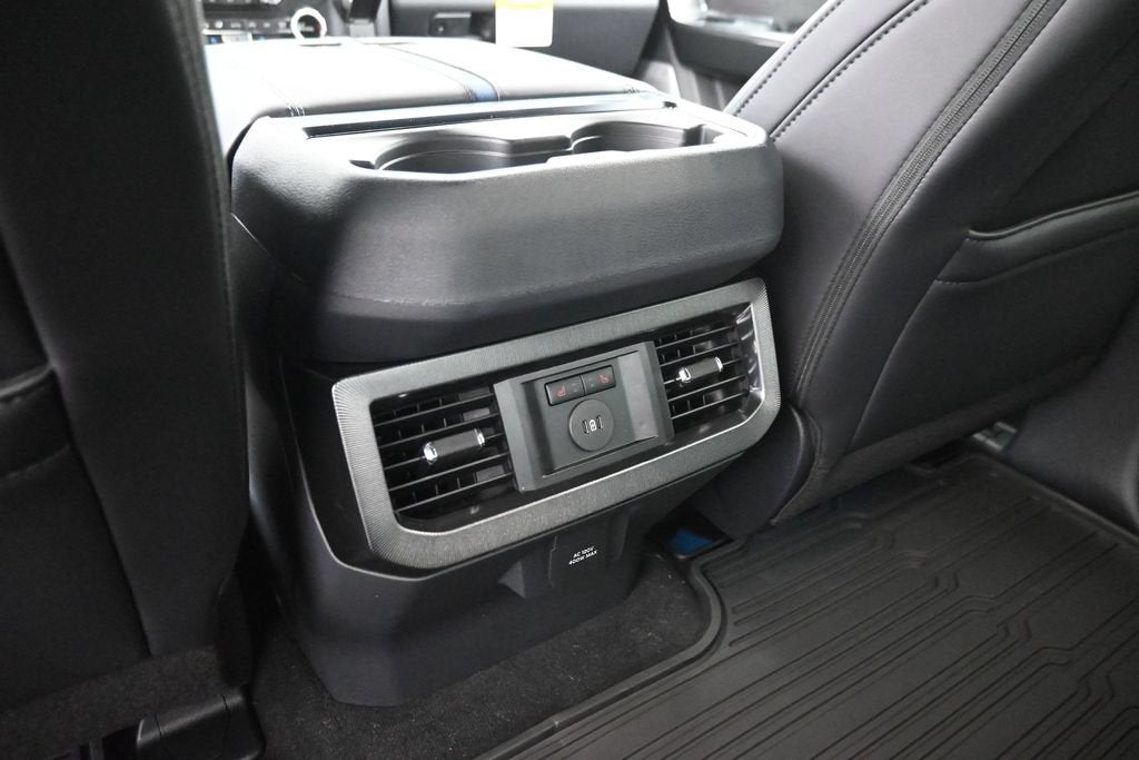 2027 Ford F-350SD DRW