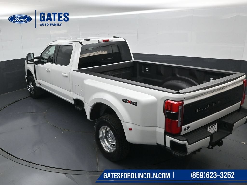 2027 Ford F-350SD DRW