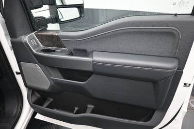 2027 Ford F-350SD Lariat DRW