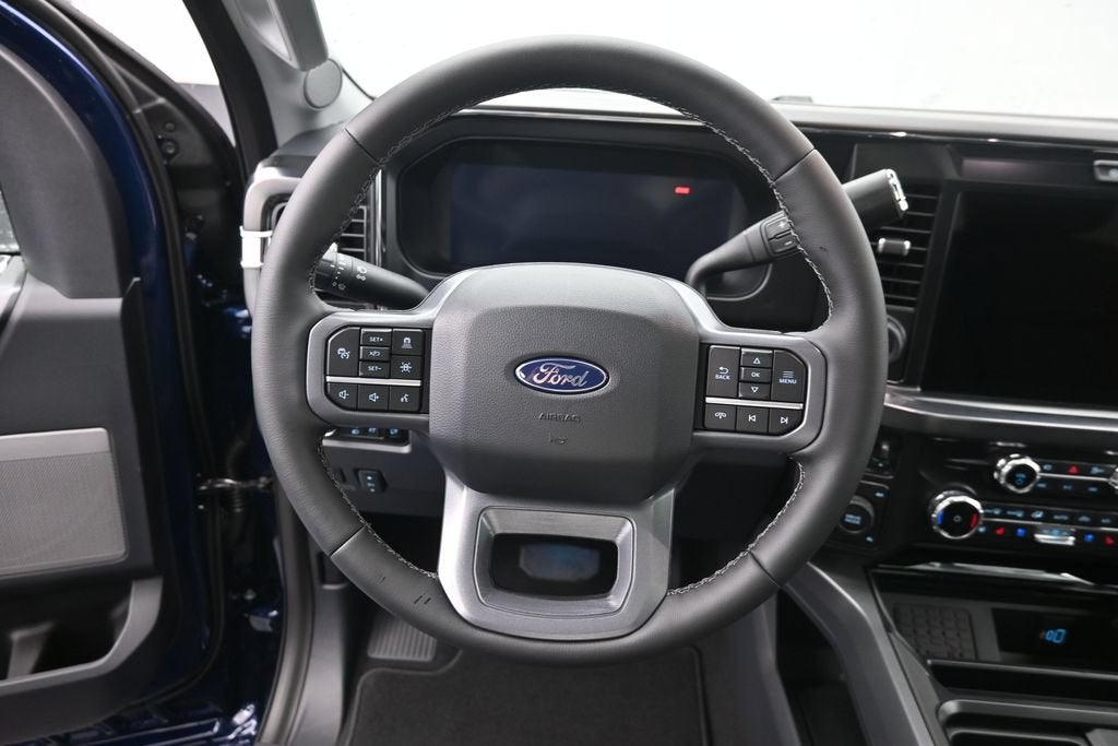 2027 Ford F-350SD Lariat DRW