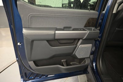 2027 Ford F-350SD Lariat DRW
