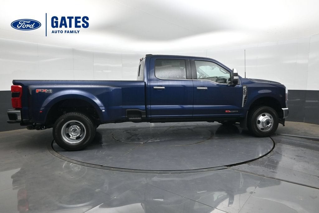 2027 Ford F-350SD Lariat DRW