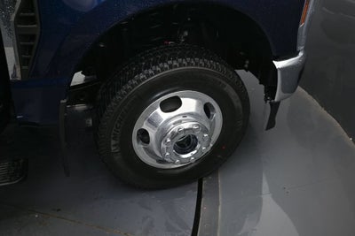 2027 Ford F-350SD Lariat DRW