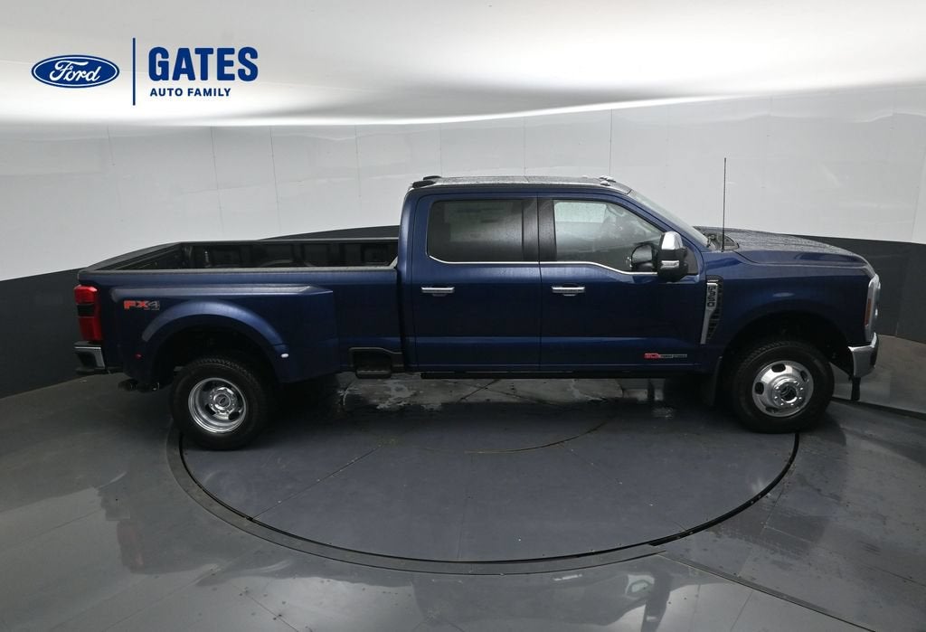 2027 Ford F-350SD Lariat DRW