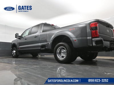 2027 Ford F-350SD Lariat DRW