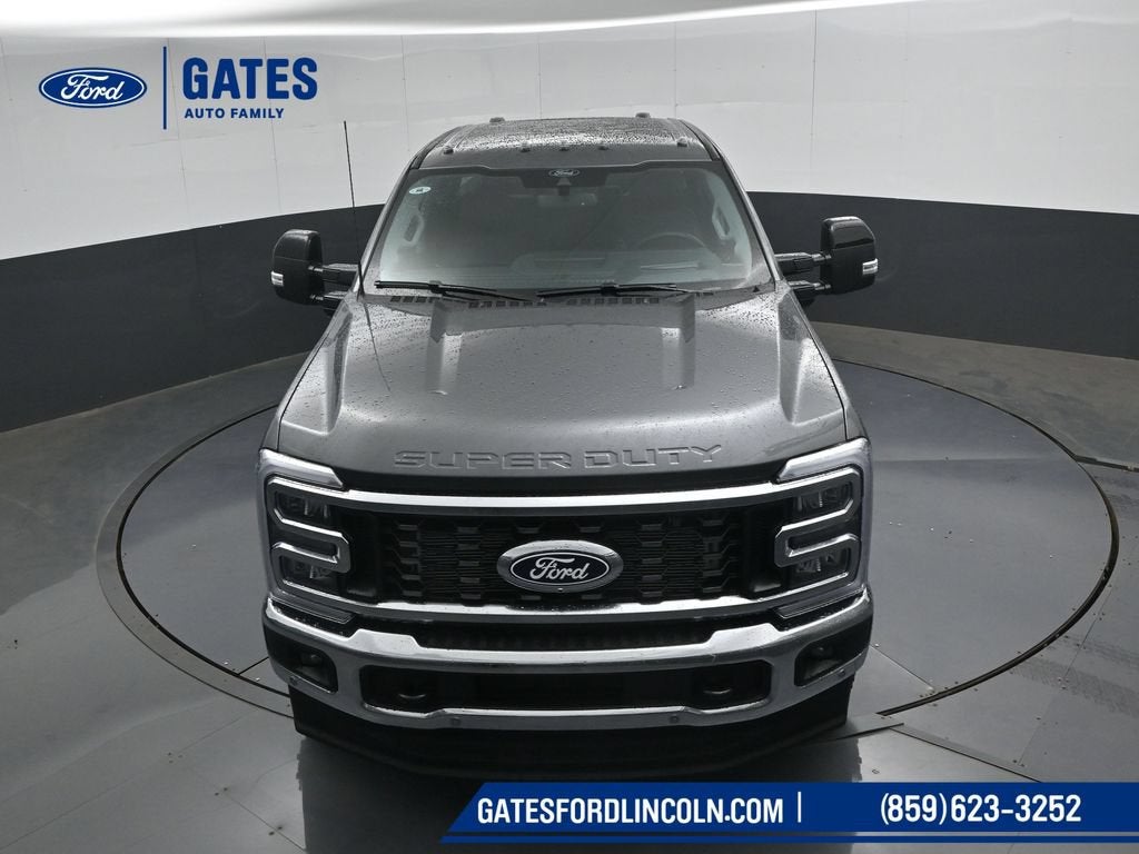 2027 Ford F-350SD Lariat DRW