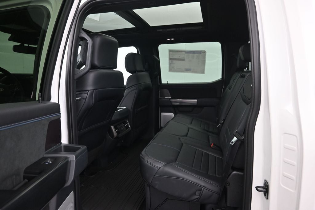 2026 Ford F-350SD Platinum DRW