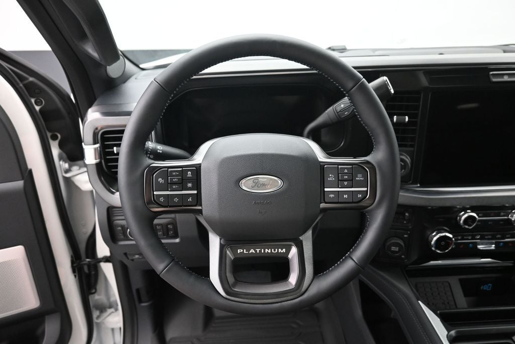 2026 Ford F-350SD Platinum DRW