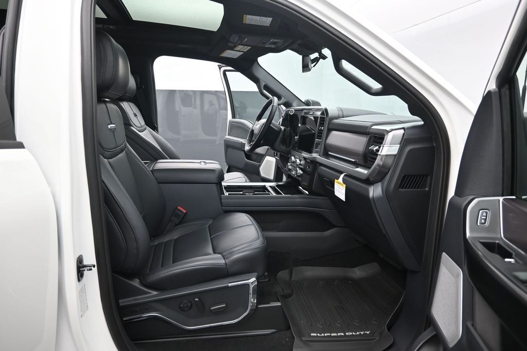 2026 Ford F-350SD Platinum DRW