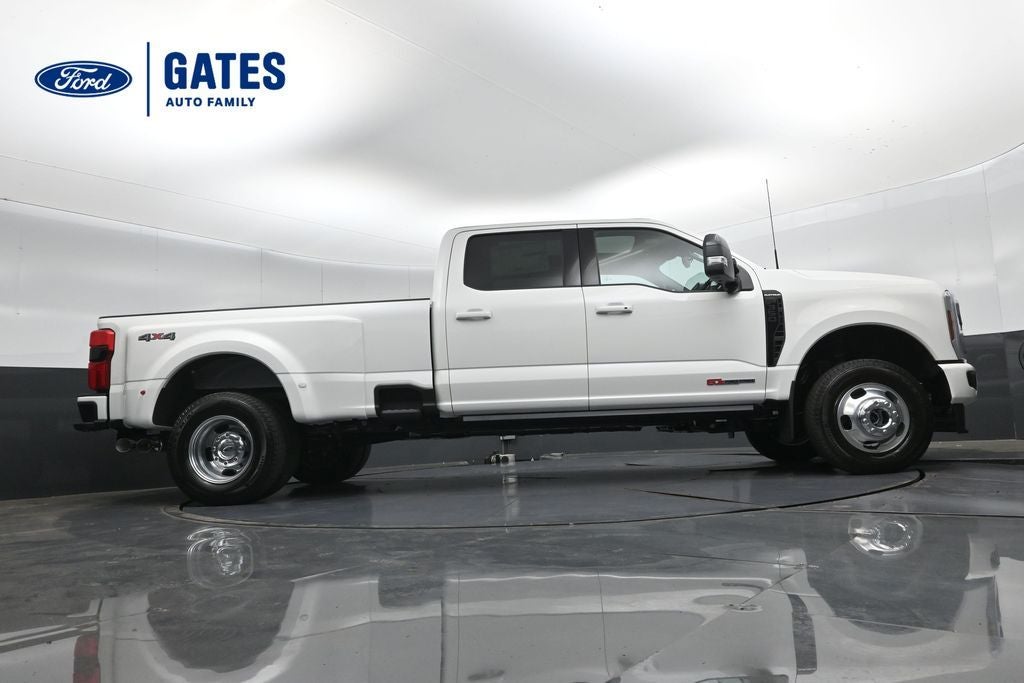 2026 Ford F-350SD Platinum DRW