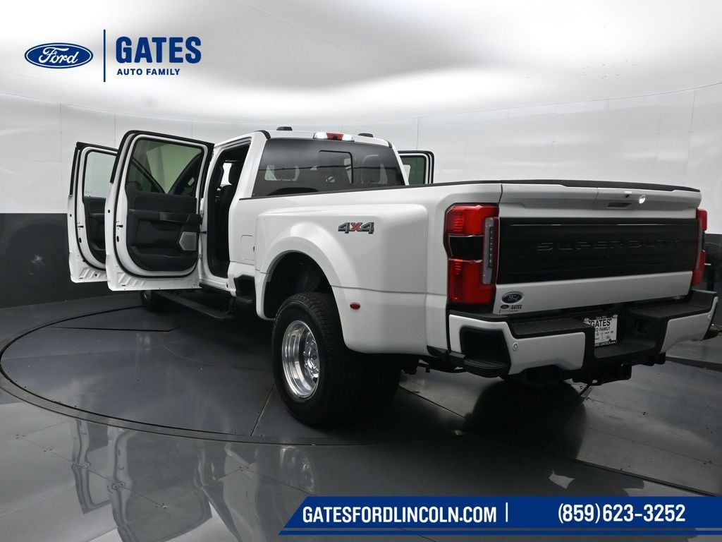 2026 Ford F-350SD Platinum DRW