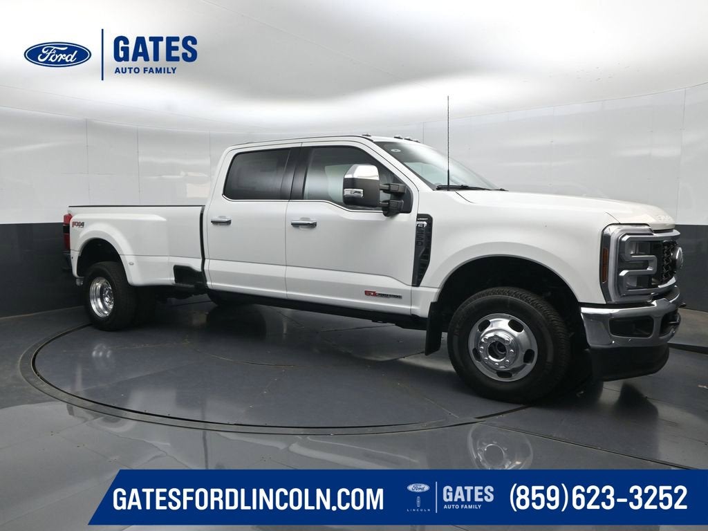 2027 Ford F-350SD Lariat DRW