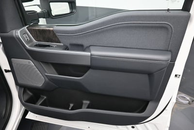2027 Ford F-350SD Lariat DRW