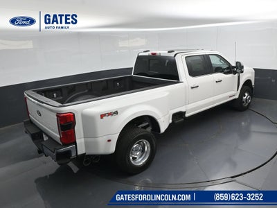 2027 Ford F-350SD Lariat DRW