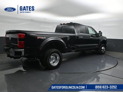 2027 Ford F-350SD Lariat DRW