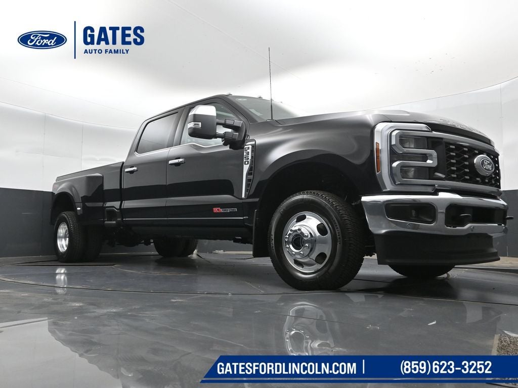 2027 Ford F-350SD Lariat DRW