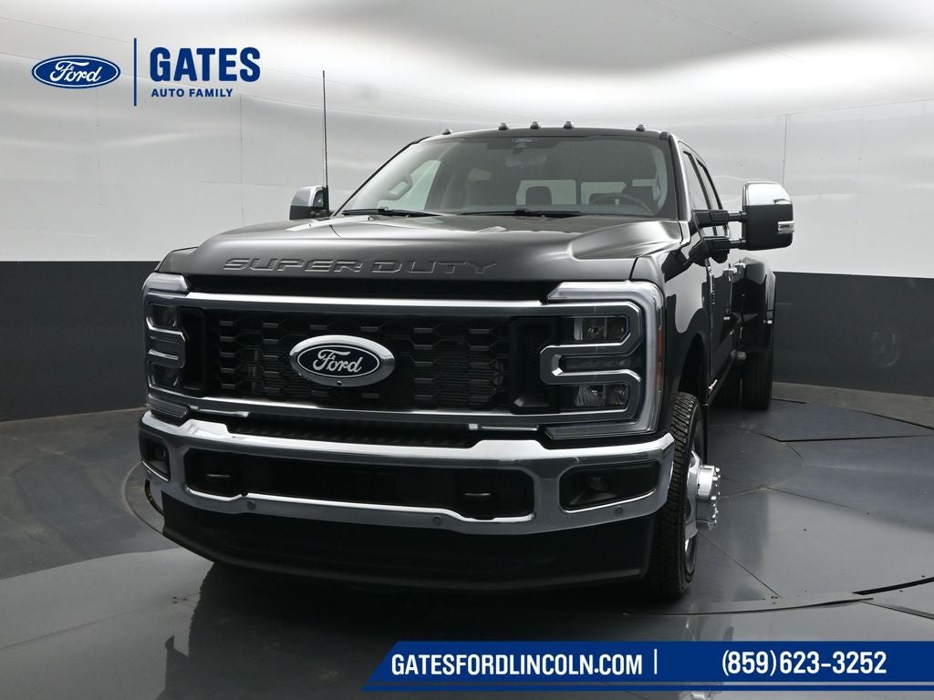 2027 Ford F-350SD Lariat DRW