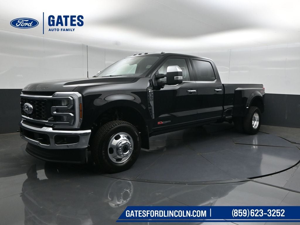 2027 Ford F-350SD Lariat DRW