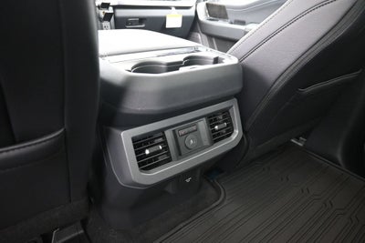 2027 Ford F-350SD Lariat DRW