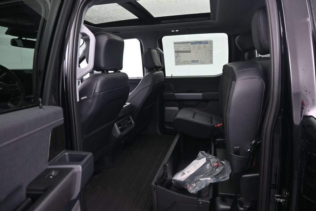 2027 Ford F-350SD Lariat DRW