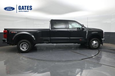 2027 Ford F-350SD Lariat DRW