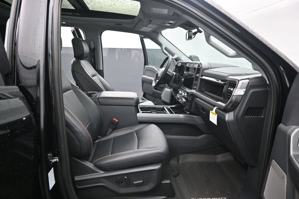2027 Ford F-350SD Lariat DRW