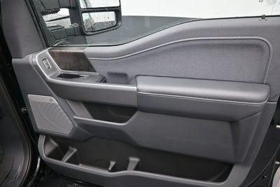 2027 Ford F-350SD Lariat DRW