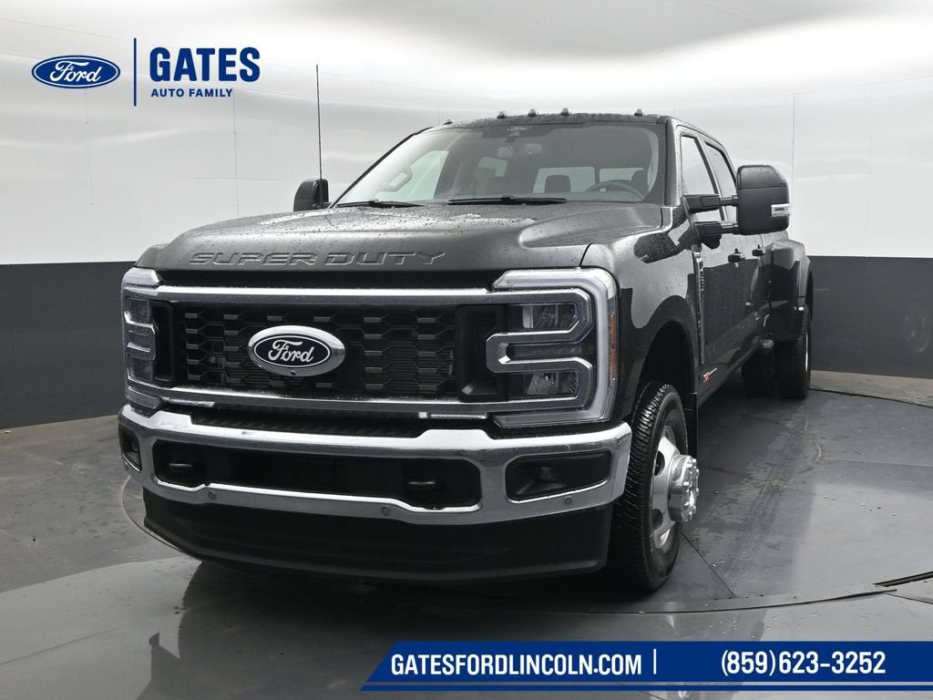 2027 Ford F-350SD Lariat DRW