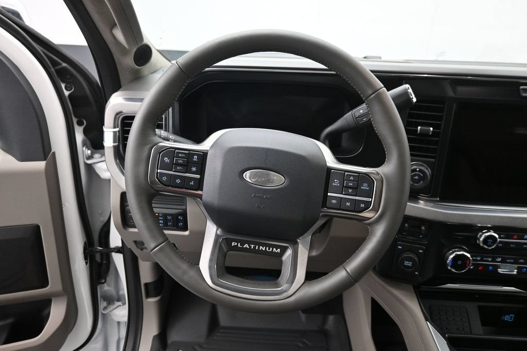 2027 Ford F-350SD DRW
