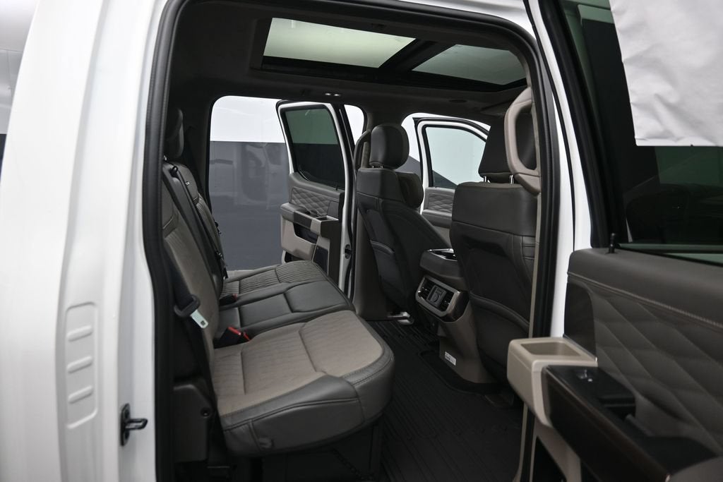 2027 Ford F-350SD DRW