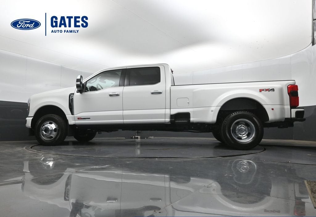 2027 Ford F-350SD DRW
