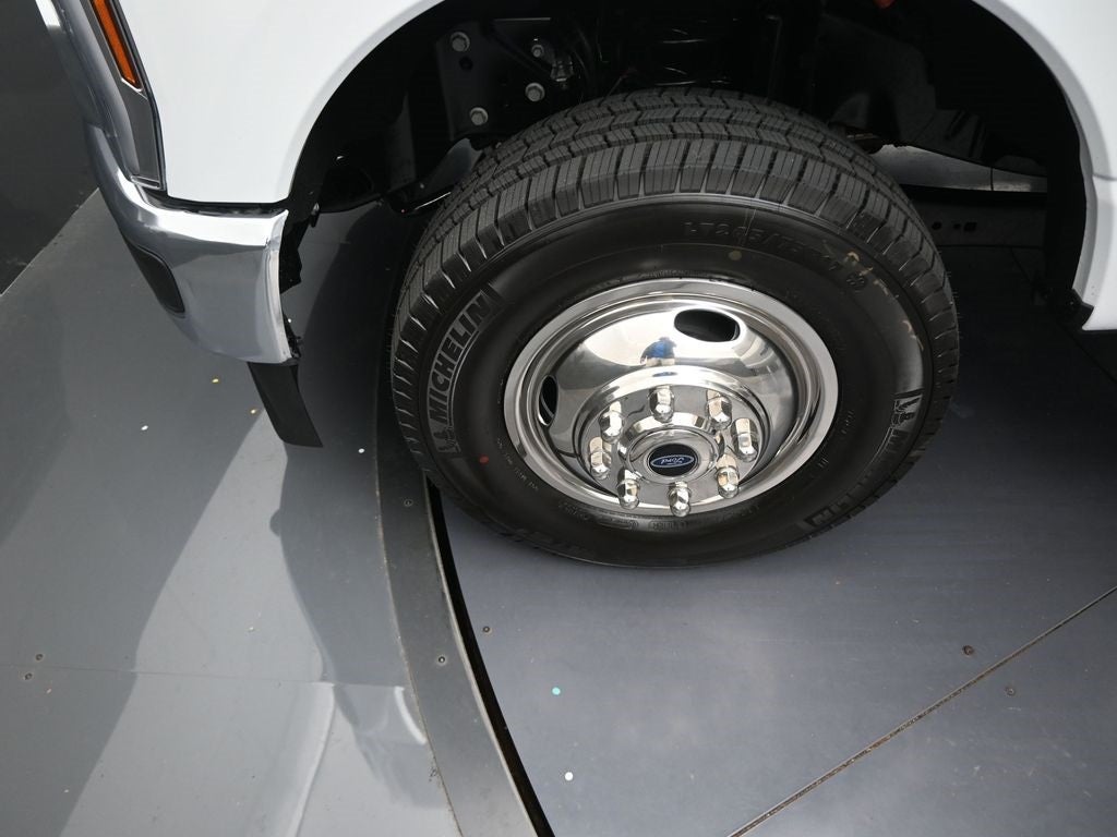 2026 Ford F-350SD XLT DRW