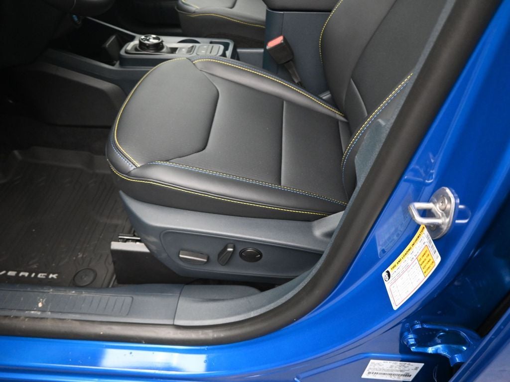 2026 Ford Maverick Lobo Standard