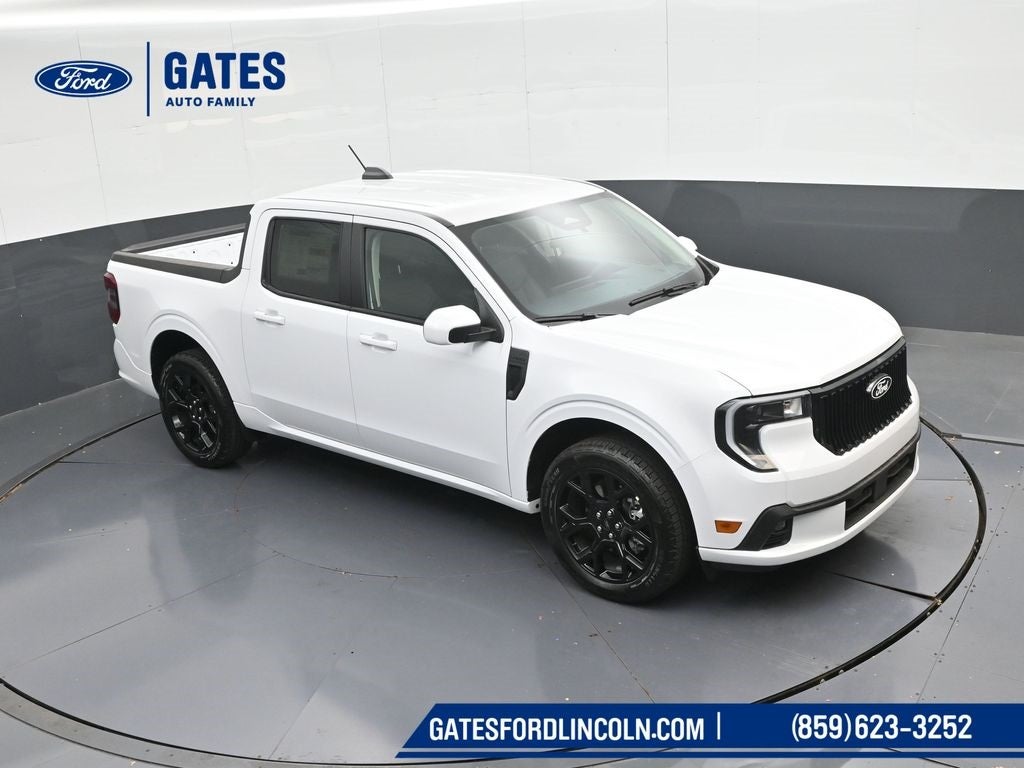 2025 Ford Maverick Lobo Standard