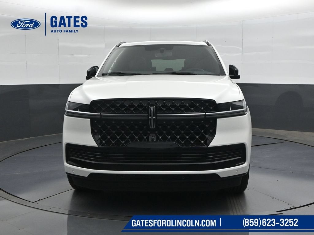 2027 Lincoln Navigator Reserve