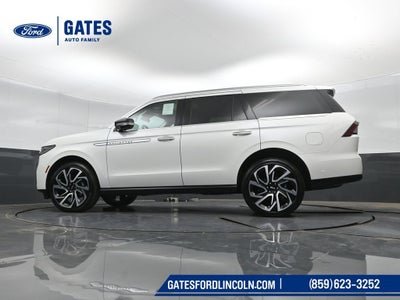 2027 Lincoln Navigator Reserve