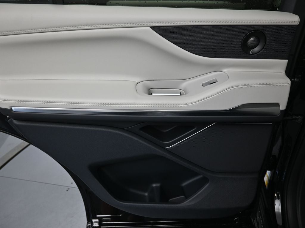 2026 Lincoln Navigator Premiere
