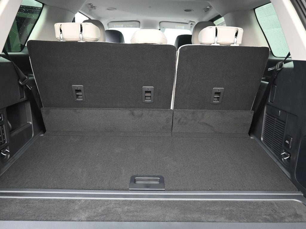 2026 Lincoln Navigator Premiere
