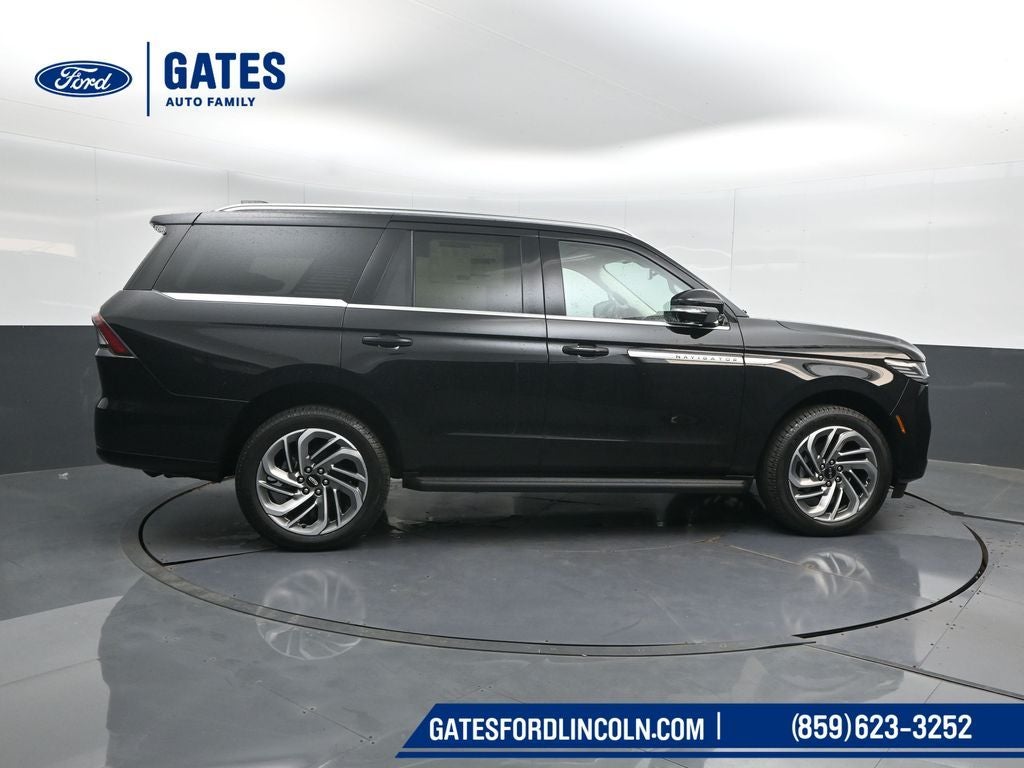2026 Lincoln Navigator Premiere