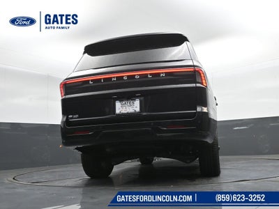 2026 Lincoln Navigator Premiere