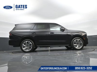 2026 Lincoln Navigator Premiere