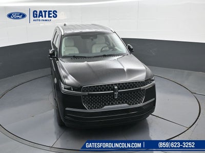 2026 Lincoln Navigator Premiere