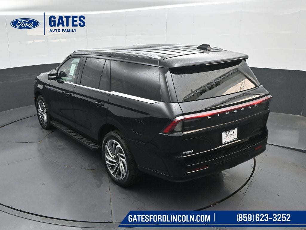 2026 Lincoln Navigator Premiere