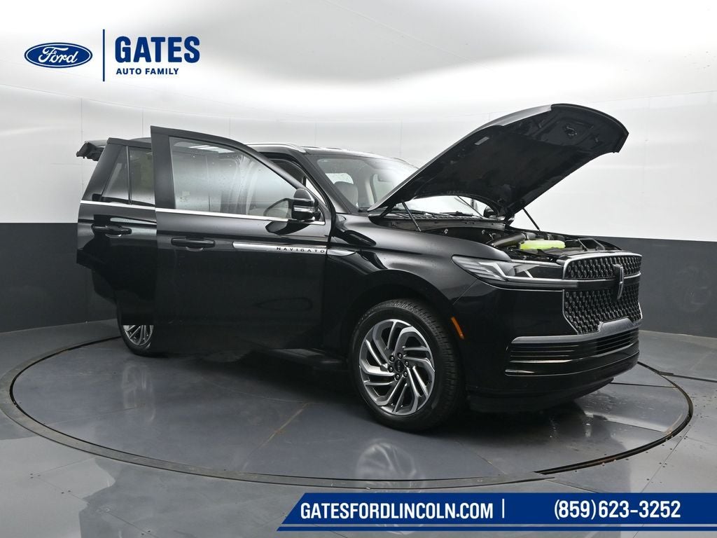 2026 Lincoln Navigator Premiere