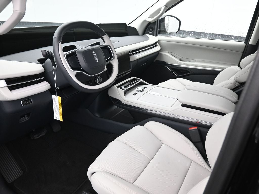 2026 Lincoln Navigator Premiere