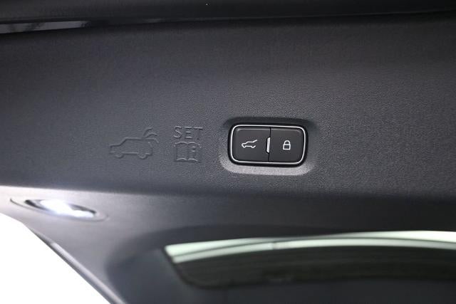 2027 Lincoln Navigator Premiere
