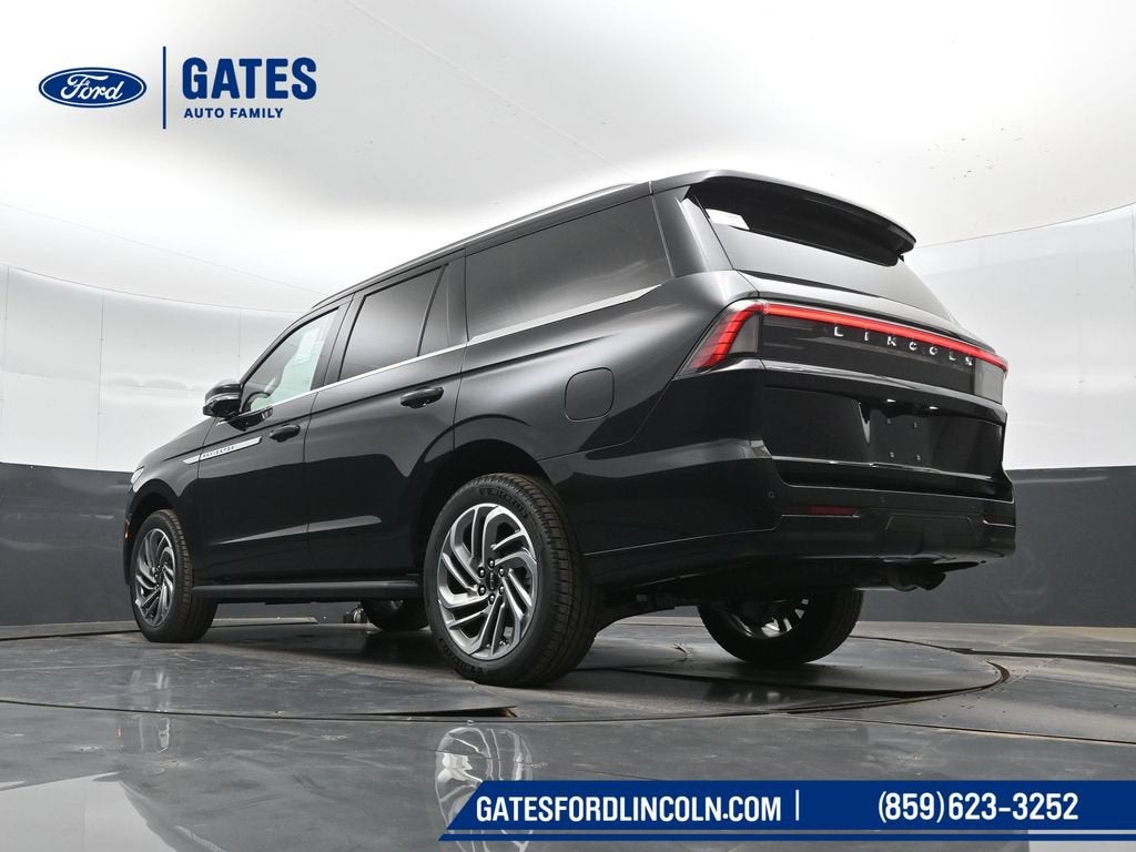 2027 Lincoln Navigator Premiere
