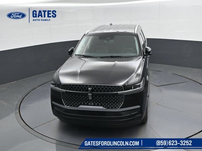 2027 Lincoln Navigator Premiere