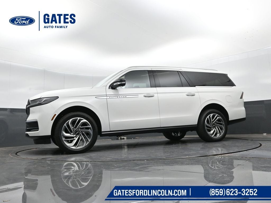 2025 Lincoln Navigator L Reserve