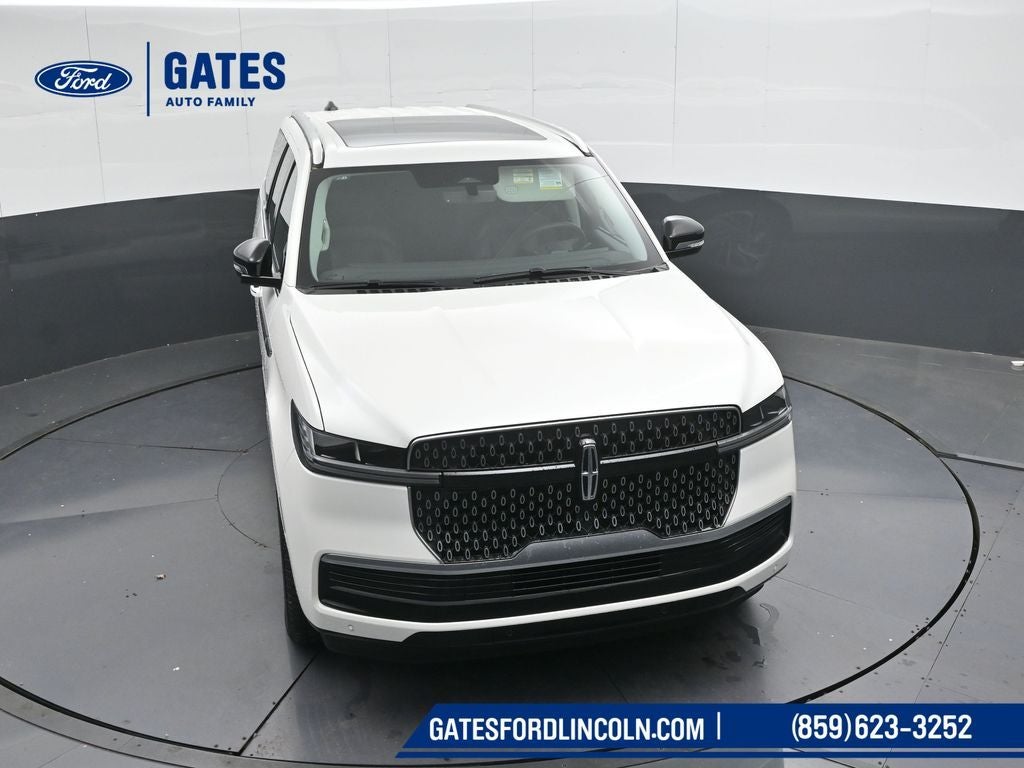 2025 Lincoln Navigator L Reserve